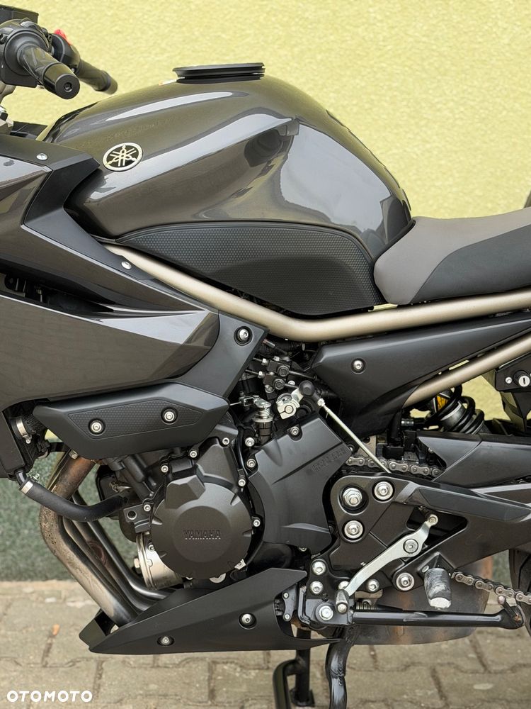 Yamaha XJ - 25