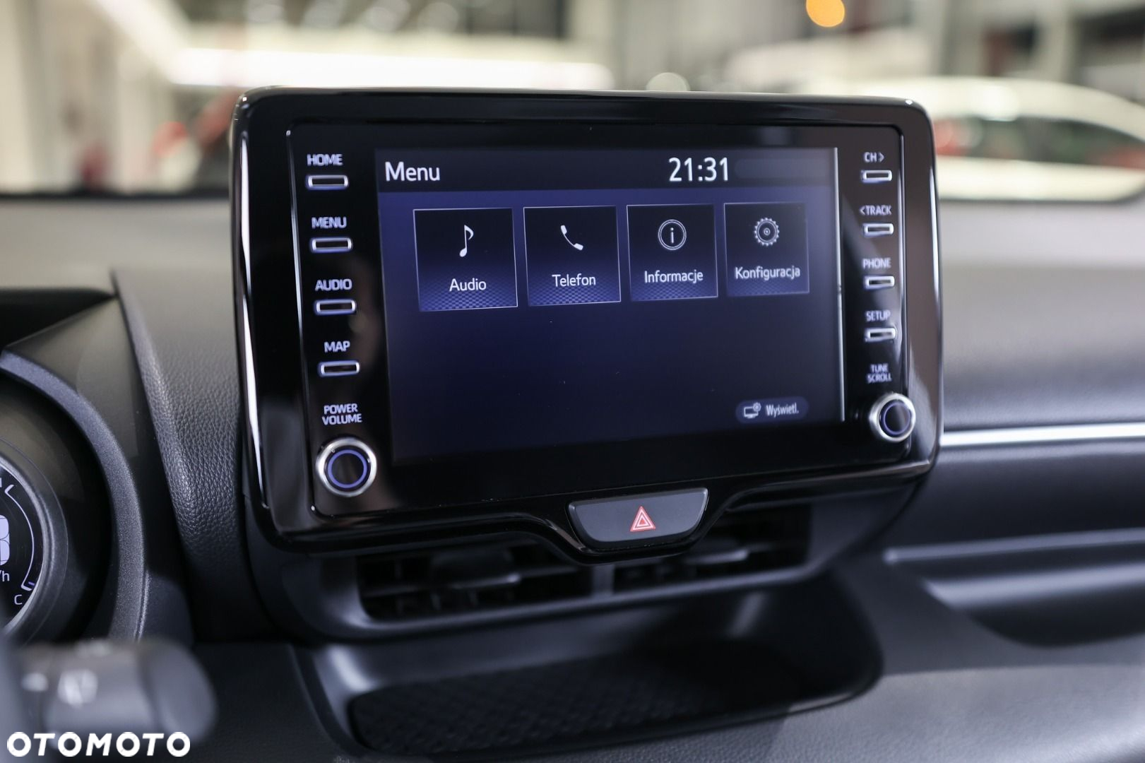 Toyota Yaris - 18