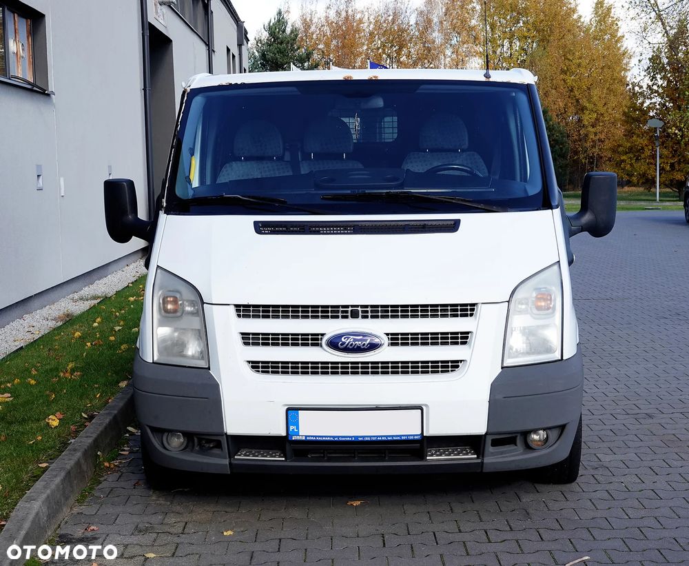 Ford Transit - 1