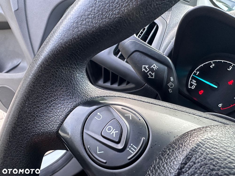 Ford Transit Connect - 17