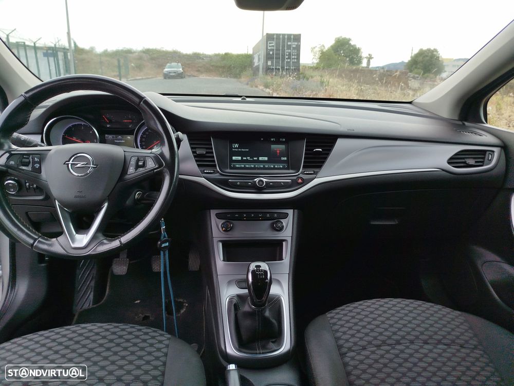 Opel Astra Sports Tourer 1.5 D Business Edition S/S - 2