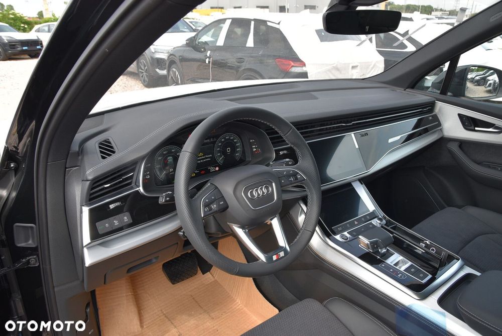 Audi Q7 - 8