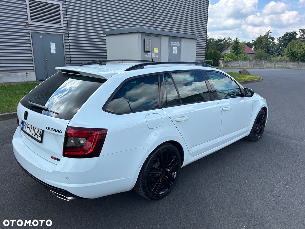 Skoda Octavia Combi 2.0 TSI RS 230 - 7