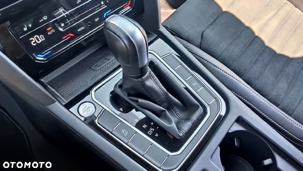 Volkswagen Passat Variant - 23