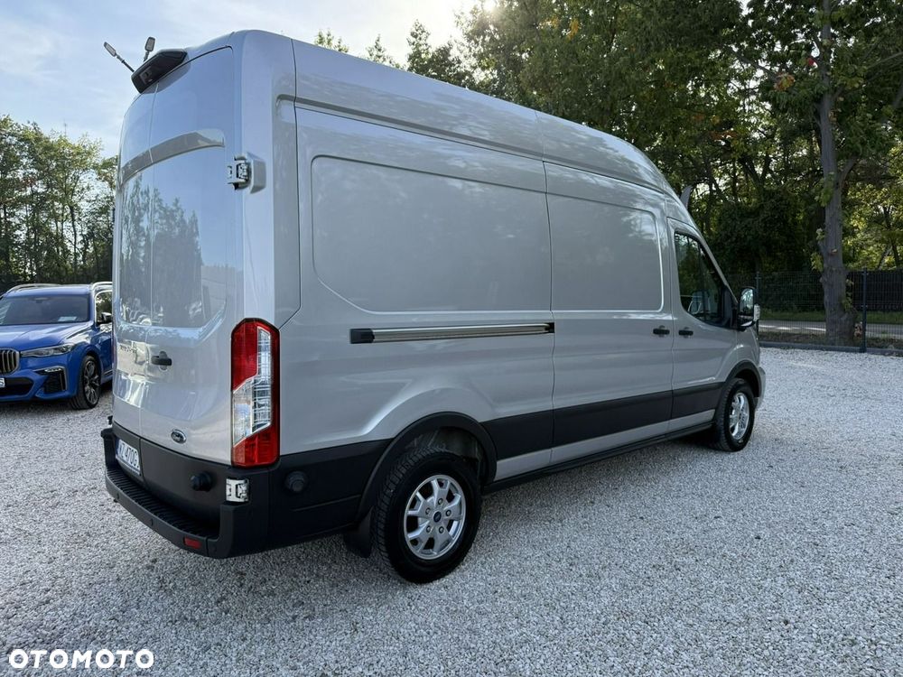 Ford Transit - 32