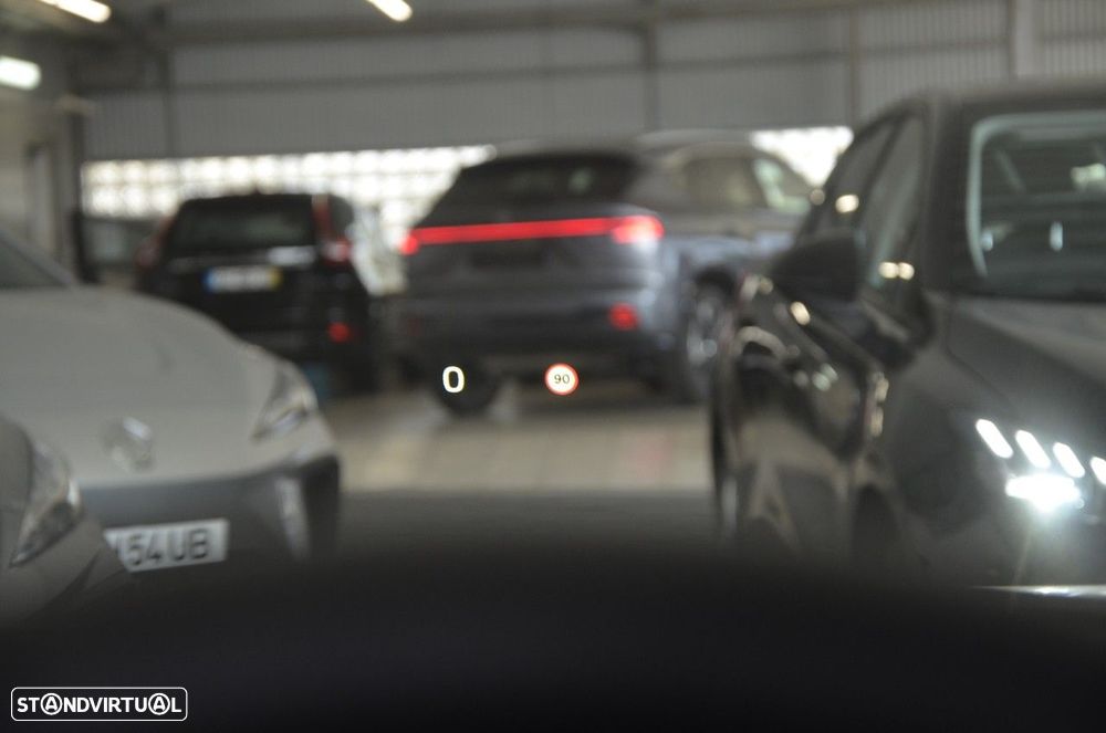 Volvo S90 2.0 T8 PHEV Plus Dark AWD - 34