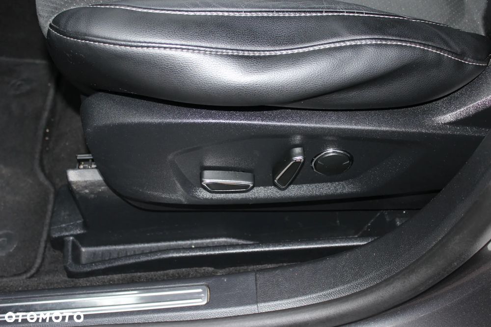 Ford S-Max 2.0 TDCi 4WD ST-Line PowerShift - 17