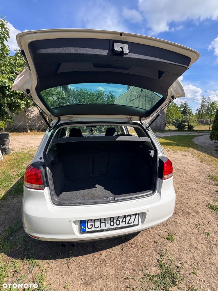 Volkswagen Golf - 5