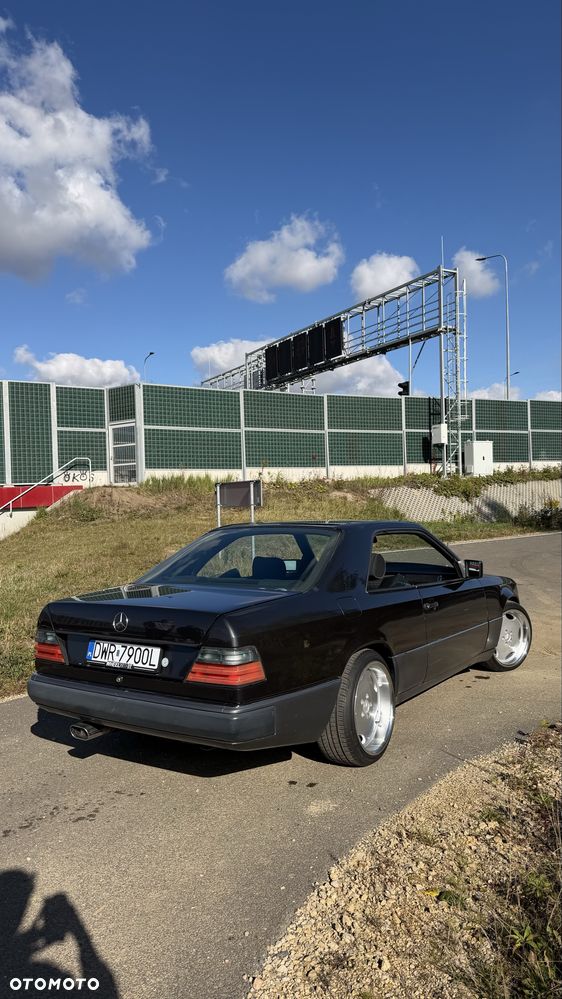Mercedes-Benz W124 (1984-1993) - 6