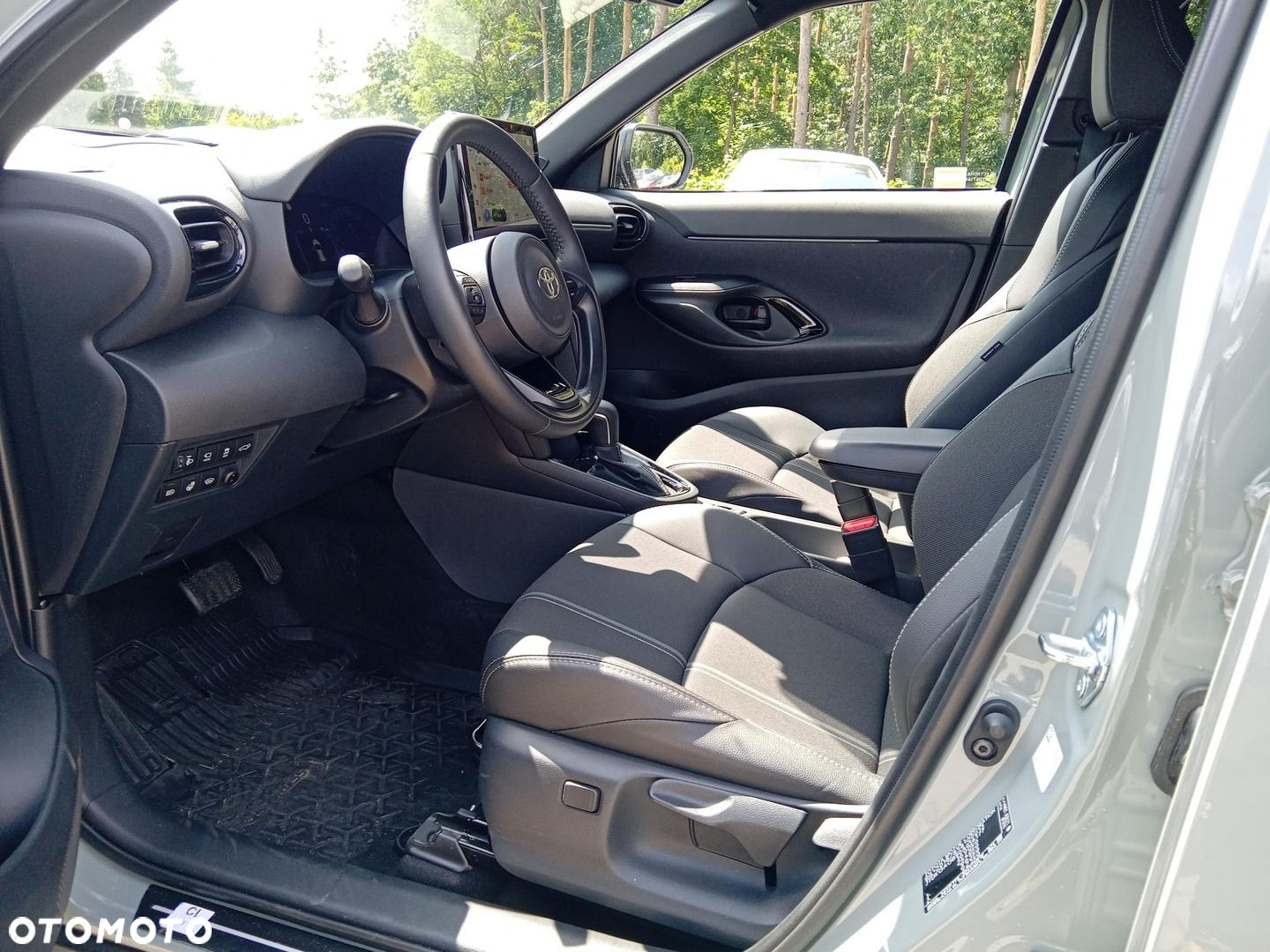 Toyota Yaris Cross - 18