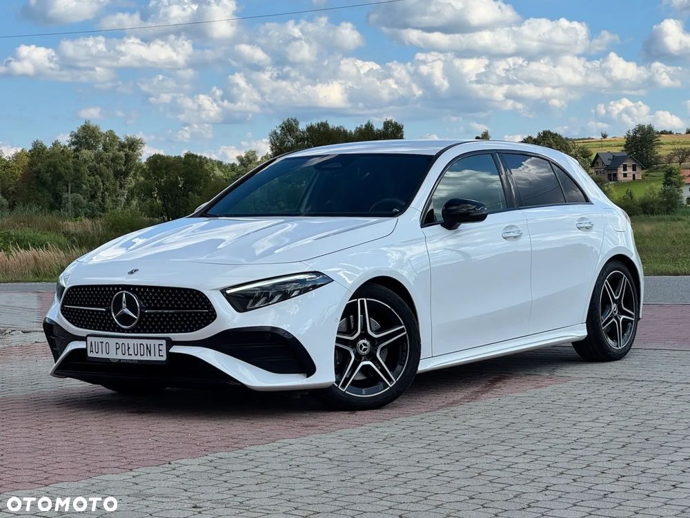 Mercedes-Benz Klasa A 220 4-Matic AMG Line 7G-DCT - 2