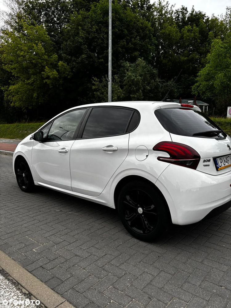 Peugeot 208 1.2 PureTech Active - 4