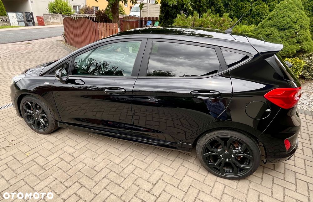 Ford Fiesta 1.0 EcoBoost S&S ST-LINE - 17