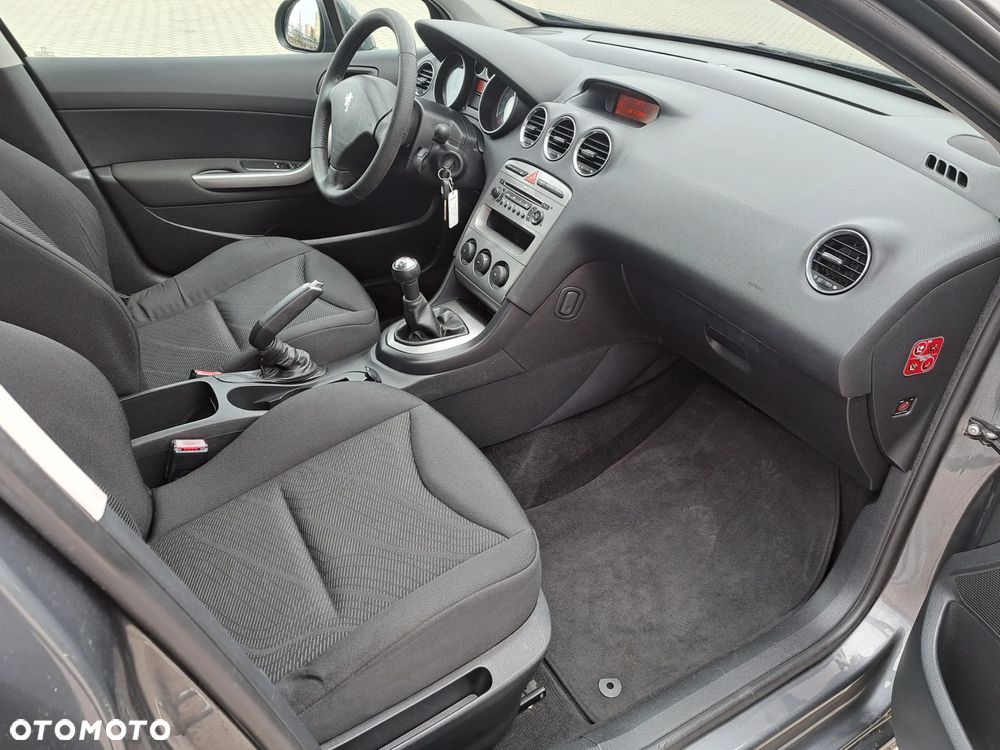 Peugeot 308 - 19