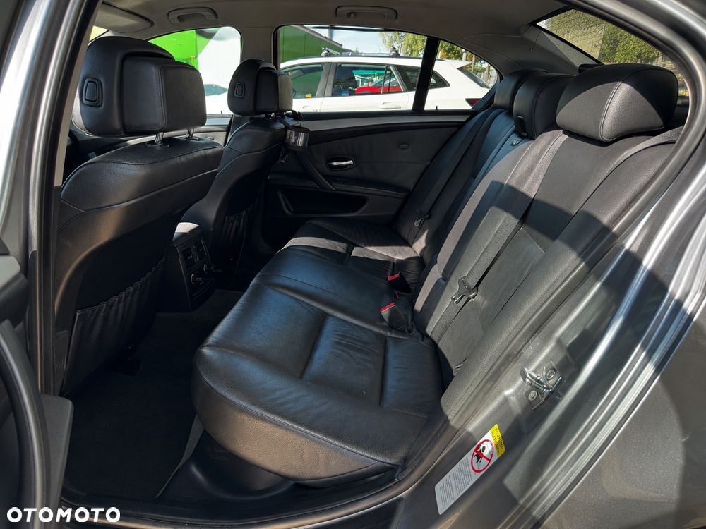 BMW Seria 5 - 10