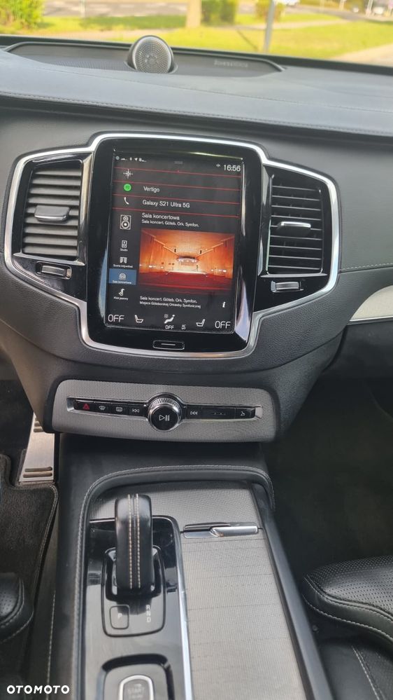 Volvo XC 90 D5 AWD Geartronic RDesign - 11