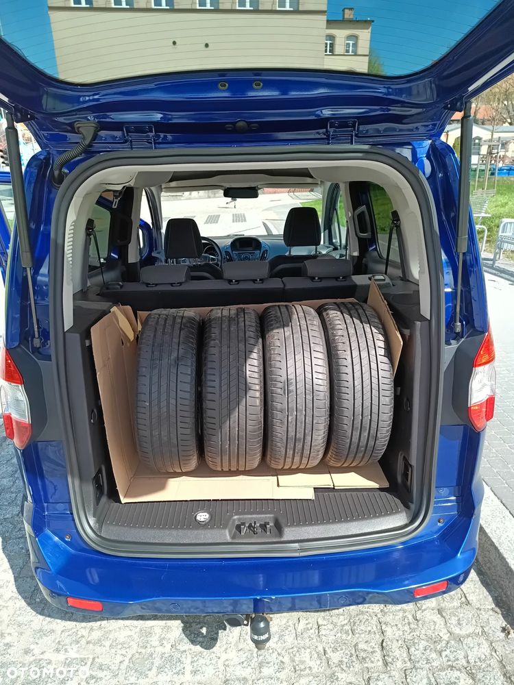 Ford Tourneo Courier 1.0 EcoBoost Titanium - 5