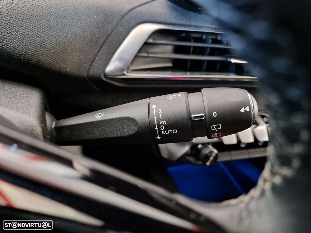 Peugeot 3008 1.5 BlueHDi Active Pack - 24