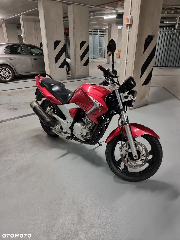 Yamaha YBR - 2