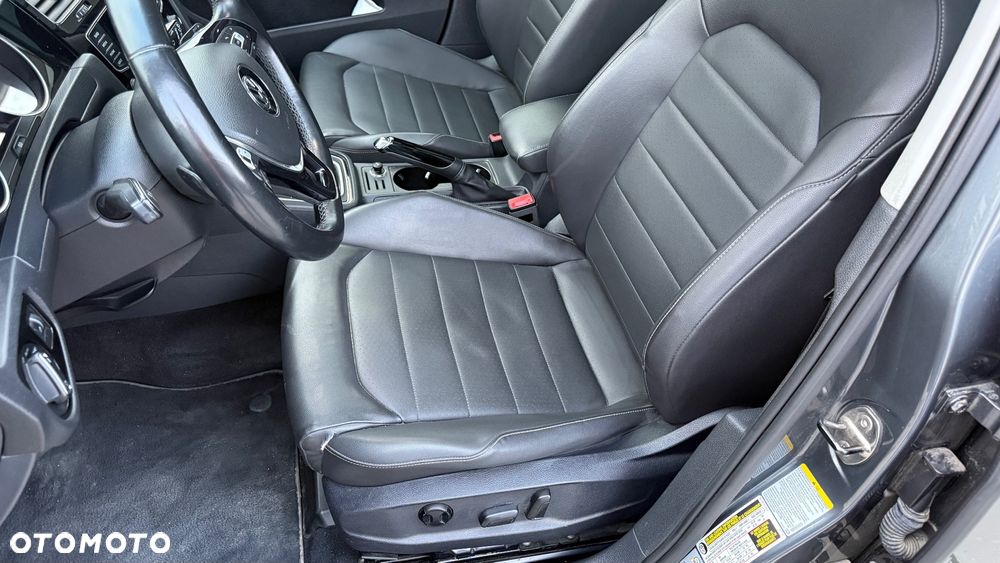 Volkswagen Golf Variant 2.0 TDI (BlueMotion Technology) DSG Highline - 14