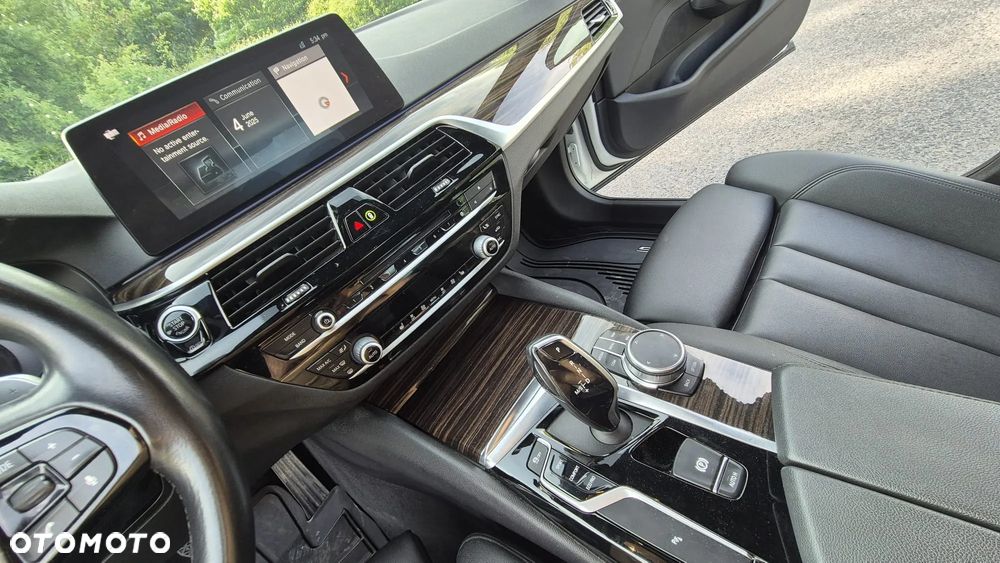 BMW Seria 5 - 21