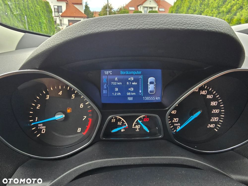 Ford Kuga - 30