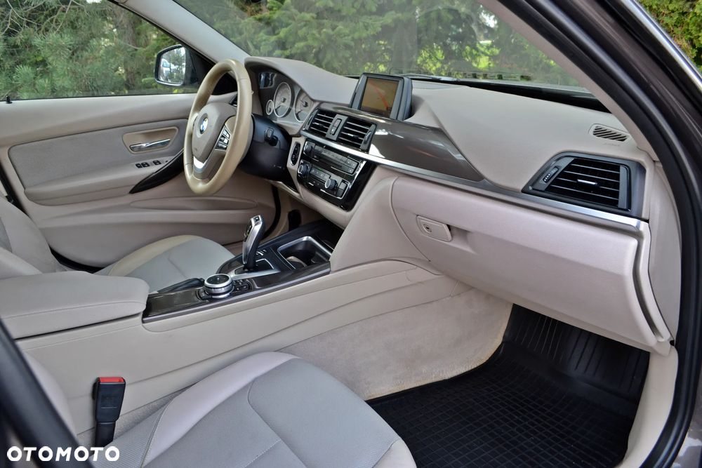 BMW Seria 3 - 21