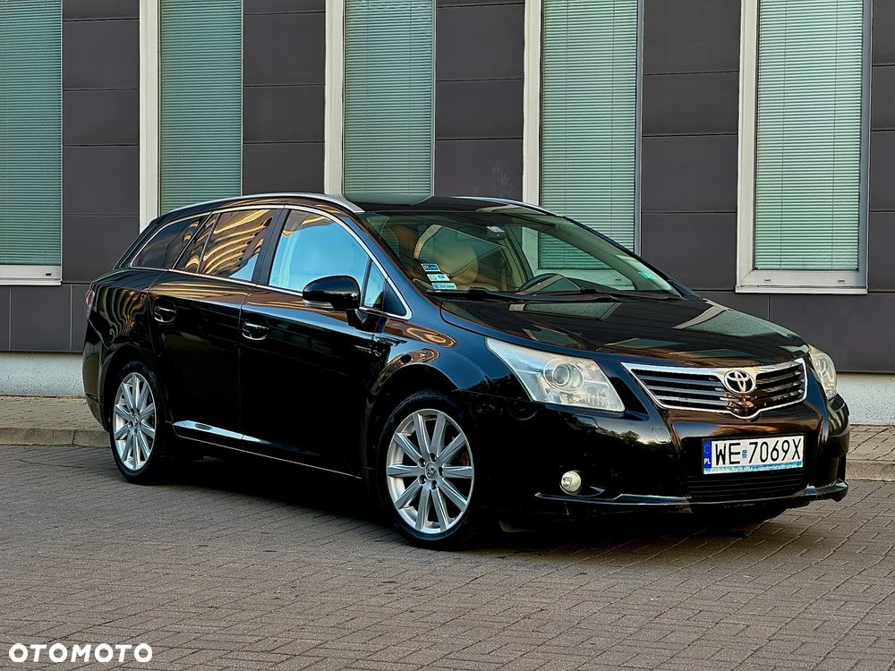 Toyota Avensis - 1