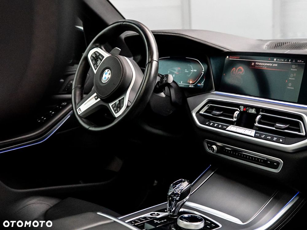 BMW X5 xDrive40i - 7