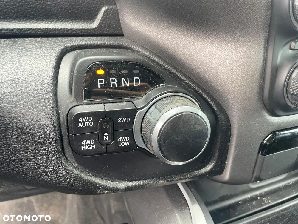 RAM 1500 - 11