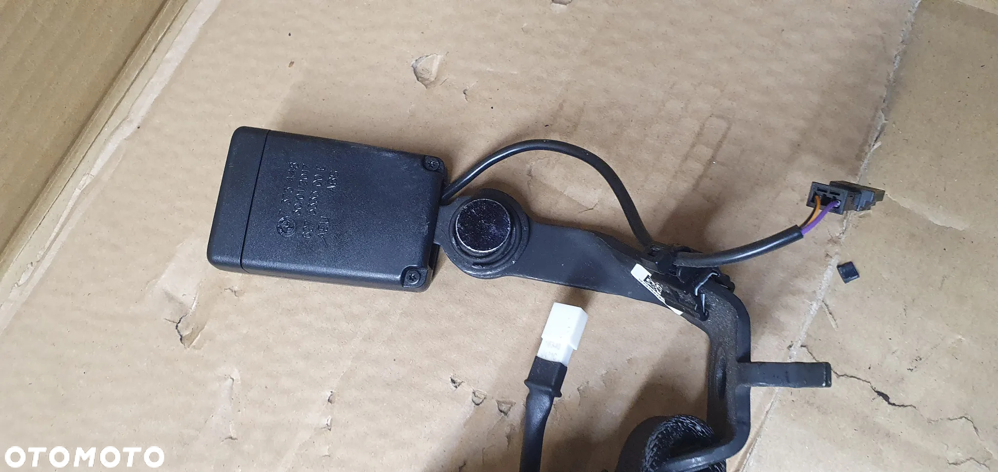 Zapinka pasa zapinki tył tylna BMW 3 F90 7375448 - 2