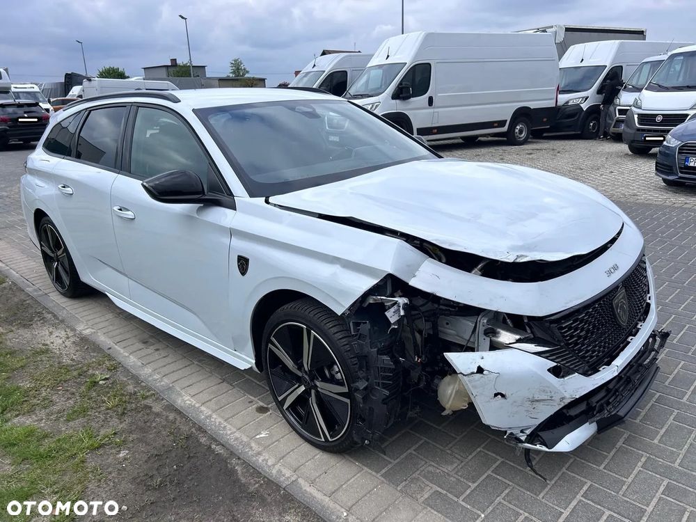 Peugeot 308 - 4