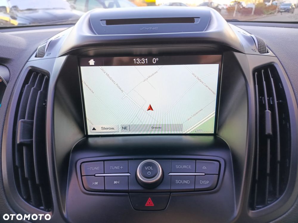 Ford Kuga 1.5 EcoBoost 2x4 Titanium - 15