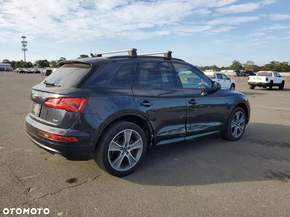 Audi Q5 2.0 TFSI Quattro Design S tronic - 4