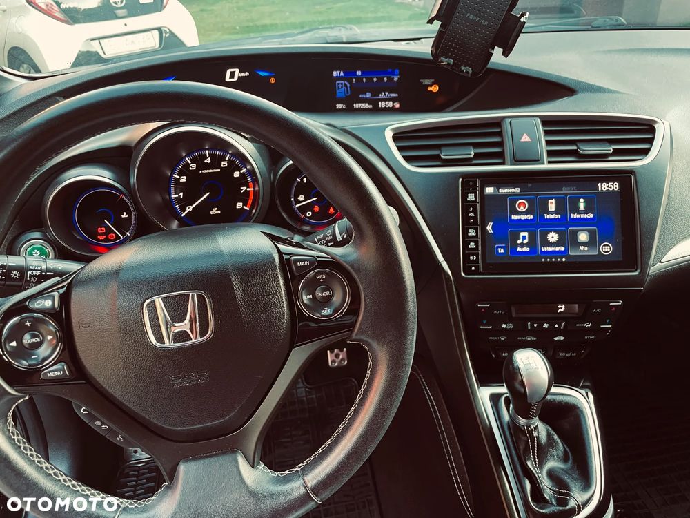 Honda Civic 1.8 S - 9