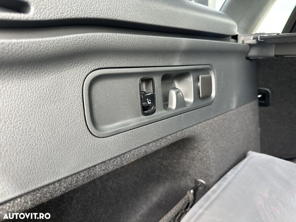 Mercedes-Benz GLC 300 e 4Matic 9G-TRONIC Edition AMG Line - 23