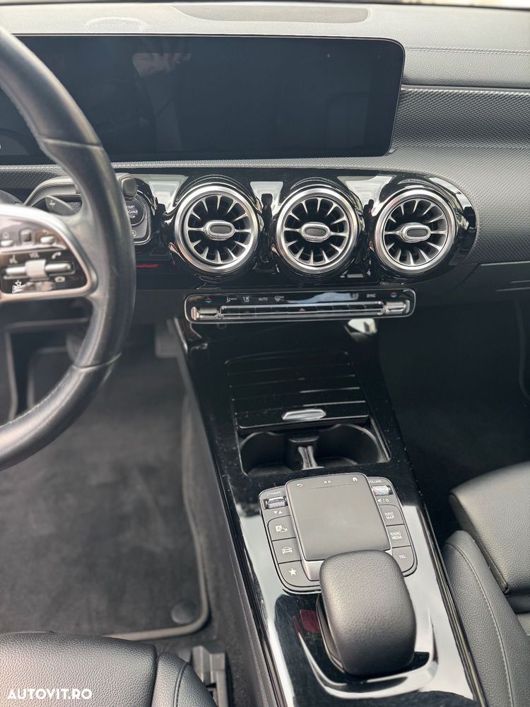 Mercedes-Benz CLA 180 d Coupe - 26