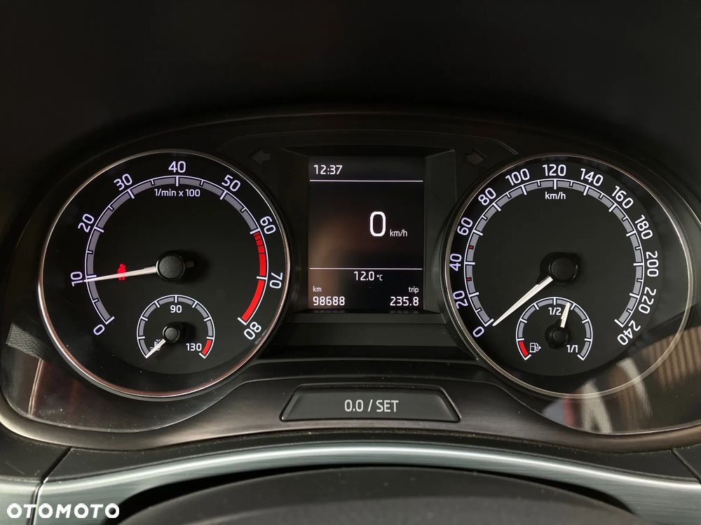 Skoda Fabia 1.0 TSI Active - 22