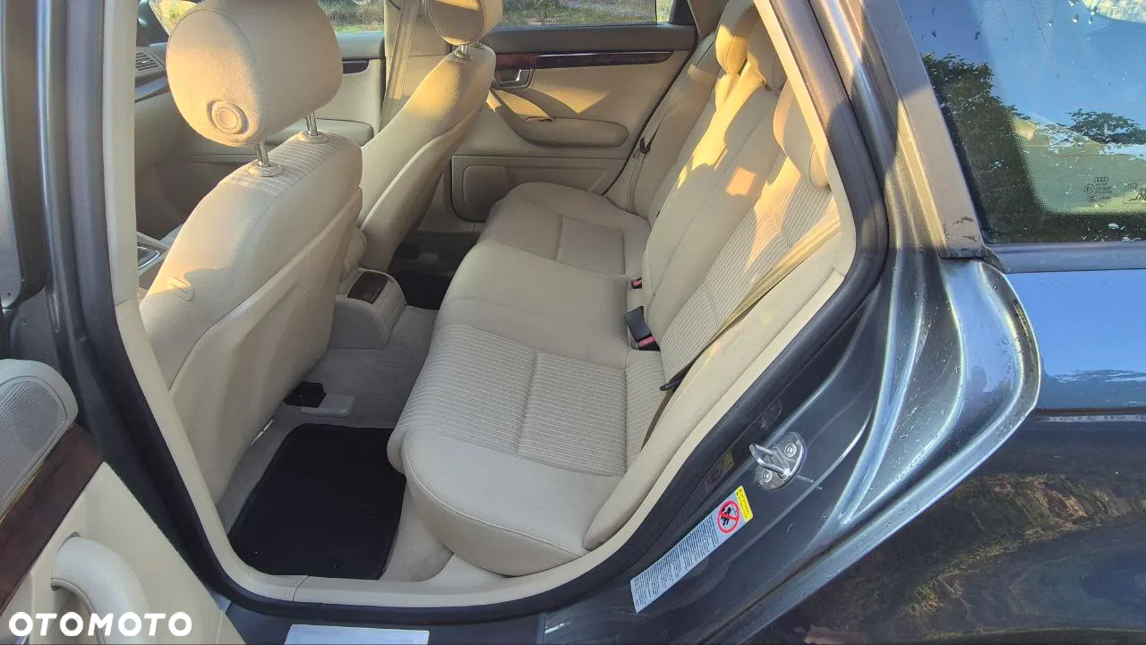 Audi A4 Avant 2.0 TDI - 6