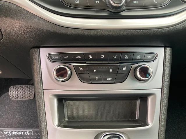 Opel Astra Sports Tourer 1.5 D Design & Tech Aut. S/S - 24