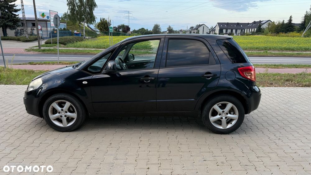 Suzuki SX4 1.6 GLX / Comfort - 2