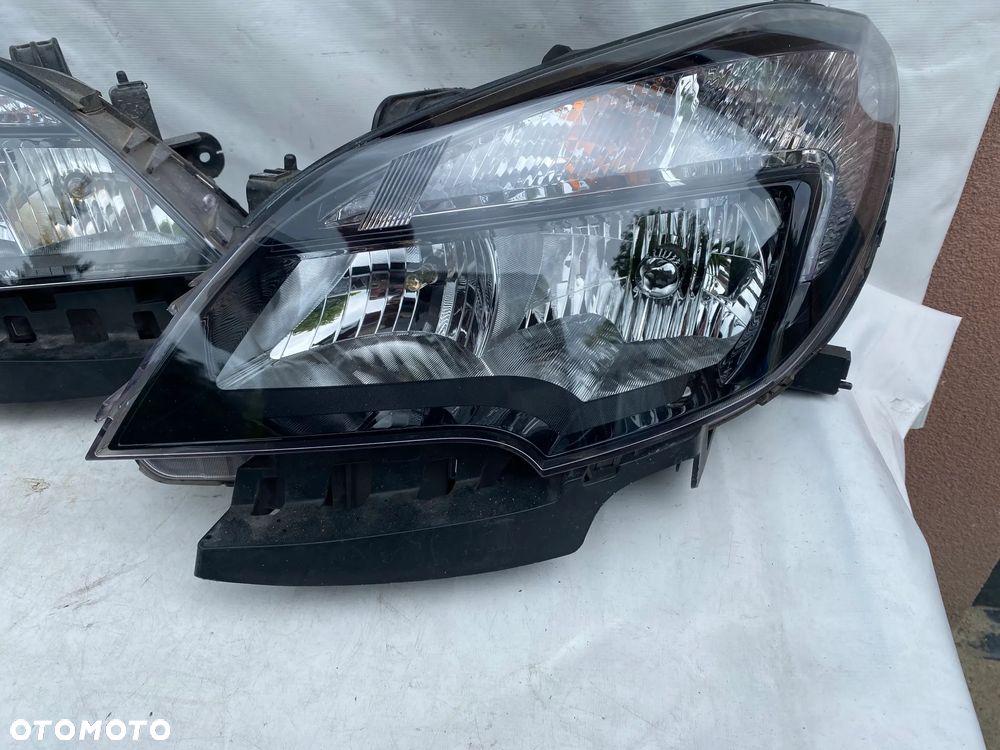 lampy opel mokka a lift czarne komplet  eu całe - 2