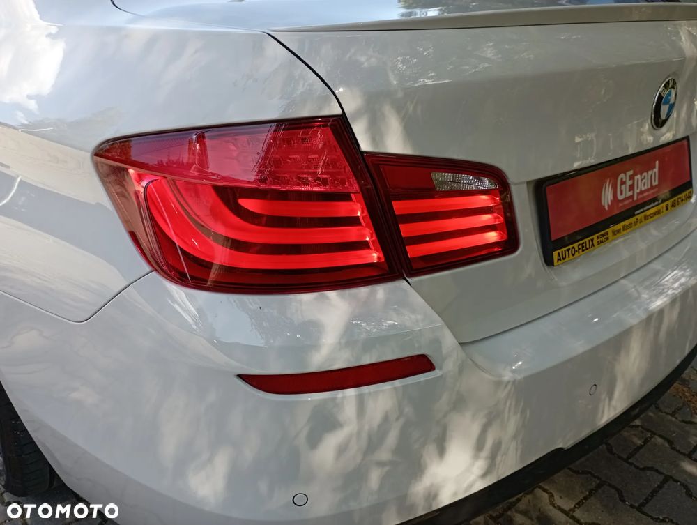 BMW Seria 5 535d xDrive - 36