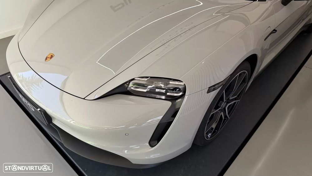 Porsche Taycan Sport Turismo Standard - 7