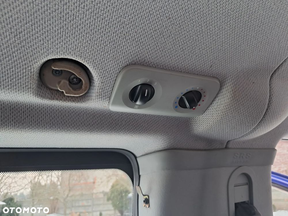 Mercedes-Benz Vito - 14