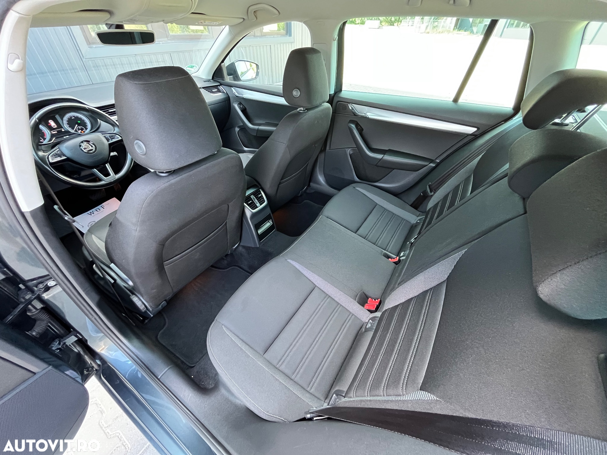 Skoda Octavia Combi 1.6 TDI DSG Clever - 15