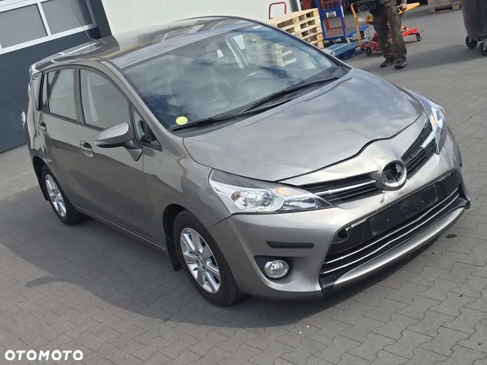 Toyota Verso 1.6 D-4D 5-Sitzer Start/Stop Comfort - 1