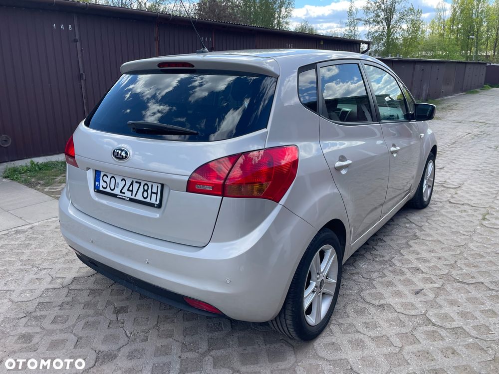 Kia Venga 1.6 L - 3