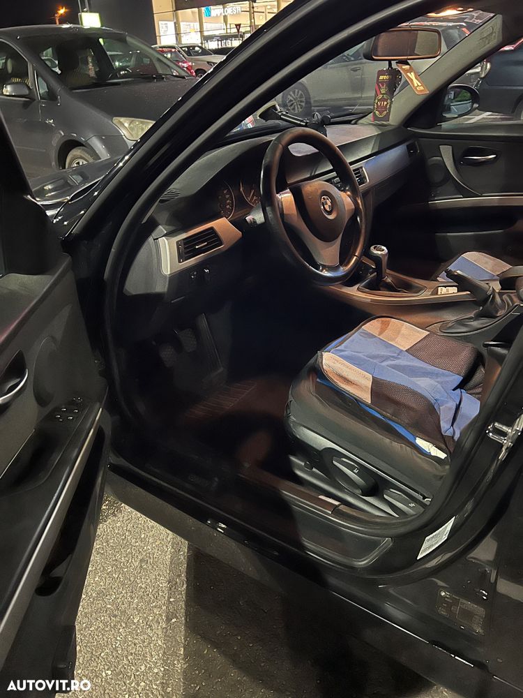 BMW Seria 3 318d - 11