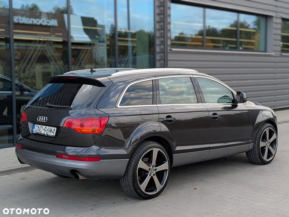 Audi Q7 2006 photo 4